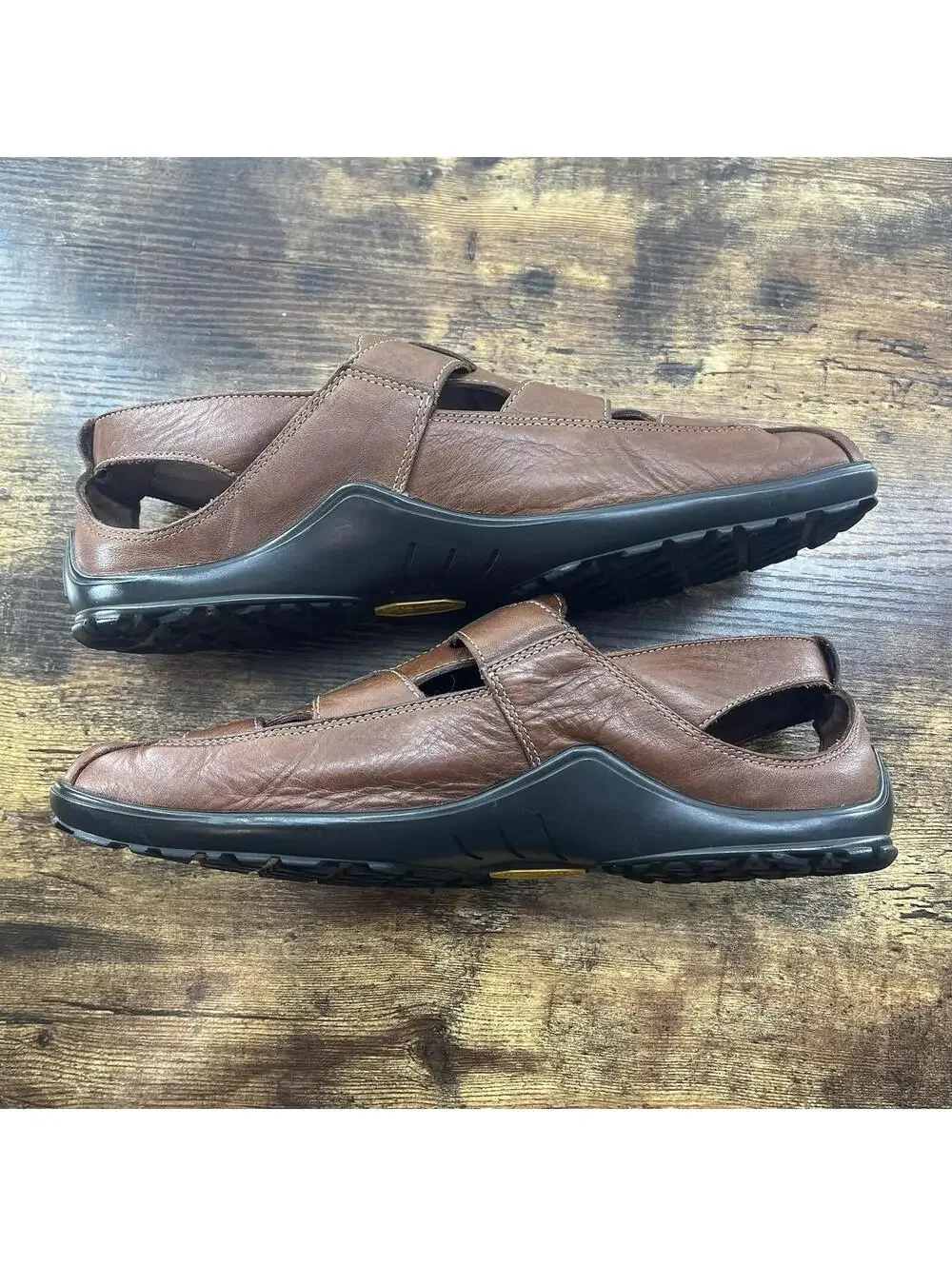 Cole Haan Brown Leather Fisherman Sandals Shoes Buckle Vibram Soles Size 10.5M